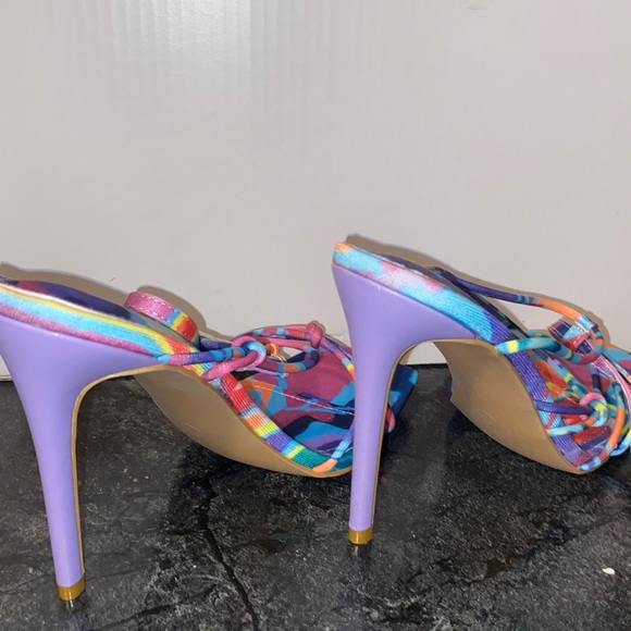 Women 8.5 Colorful High Heels - Picture 3 of 6